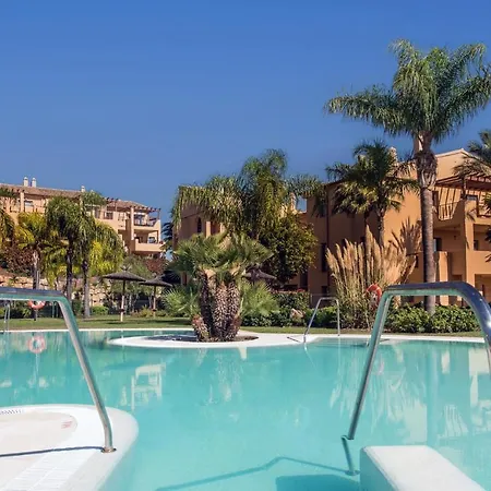 Quartiers Marbella Golden Penthouse Apartment