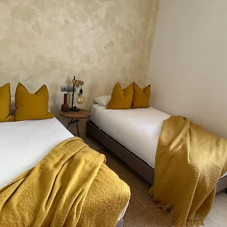 Quartiers Marbella Golden Penthouse Apartment