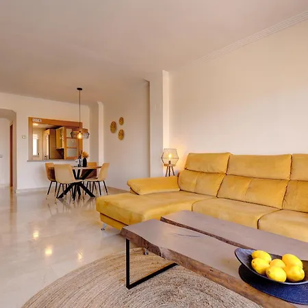 Apartment Quartiers Marbella Golden Penthouse